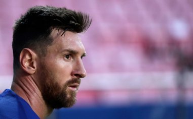 Lionel Messi's relentless cries fall on deaf ears at Barcelona