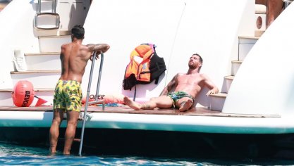 Lionel Messi and Luis Suarez are enjoying a yacht vacation in Ibiza | Barca Universal