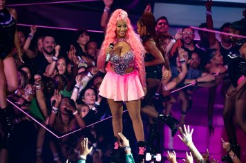 Nicki Minaj Performs Mash-Up of Her Biggest Hits at 2022 MTV VMAs – Billboard