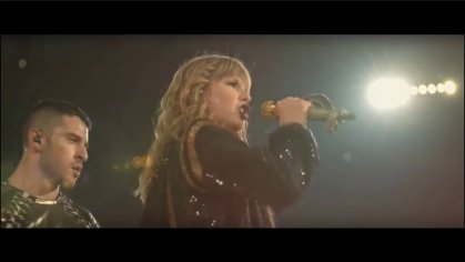 Taylor Swift - End Game (reputation Stadiums Tour) - YouTube