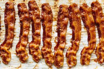 How to Cook Bacon in the Oven (Easy & Crispy) | Downshiftology