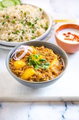 Aloo Keema (Ground Beef & Potato Curry) - I Knead to Eat
