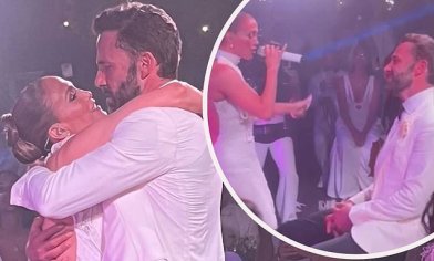 Jennifer Lopez SERENADES husband Ben Affleck at their wedding with lovey-dovey new song | Daily Mail Online