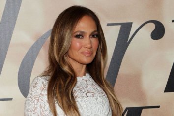 Jennifer Lopez Reveals That Online Footage Of Her Singing To Ben Affleck At Their Wedding Was ‘Stolen Without Consent’Â  | ETCanada.com