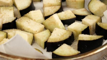 How to Salt Eggplant: 9 Steps (with Pictures) - wikiHow