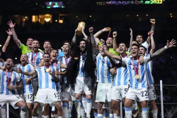 Lionel Messi not retiring from Argentina after World Cup win