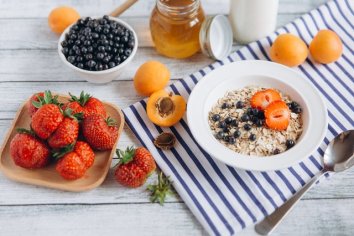 How to Cook Steel Cut Oats in the Microwave | livestrong