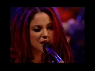 Shakira - Inevitable (Live MTV Unplugged) - YouTube