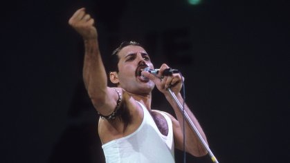 33 years later, Queenâs Live Aid performance is still pure magic