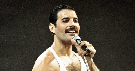 Freddie Mercury's ashes buried in secret - even from his parents - by 'love of his life' - Mirror Online