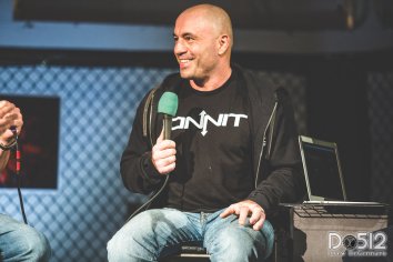 Ouch! Joe Rogan’s Takeaway From COVID Tyranny Is Not What Democrats Wanted To Hear - The Blue State Conservative