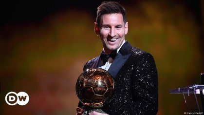 Lionel Messi wins seventh career Ballon d'Or award – DW – 11/29/2021