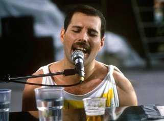 How Queen Front Man Freddie Mercury’s Zoroastrian Faith Shaped His Music - World Religion News