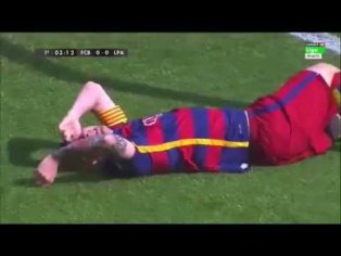 Lionel Messi knee Injury 2015/2016 season - YouTube
