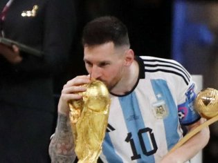 Mehr als 55 Millionen Likes fÃ¼r Posting: Lionel Messi: Instagram-Rekord nach WM-Triumph