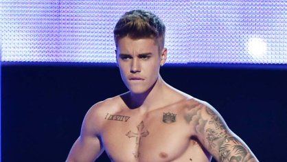 PHOTOS: Justin Bieber Naked Swim Uncensored Penis Picture | Heavy.com
