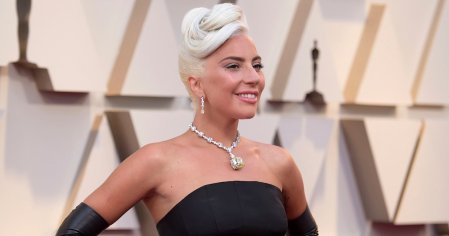 Best accessories from 2019 Oscars: Lady Gaga's $30 million necklace, more