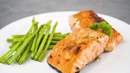 3 Ways to Cook Frozen Salmon - wikiHow