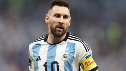 Lionel Messi praised for 'sensational, genius' assist for Julian Alvarez against Croatia at 2022 World Cup - Eurosport
