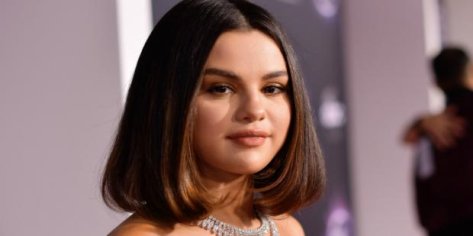 Who Has Selena Gomez Dated? Timeline Of Her Dating History, Ex-Boyfriends & Relationships | YourTango