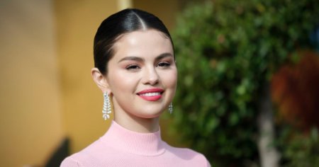 Is Selena Gomez Bisexual? She’s Been Cast as a Gay Female Icon