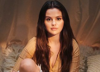 Apple sets Selena Gomez documentary Selena Gomez: My Mind and Me, directed by Alek Keshishian : Bollywood News - Bollywood Hungama