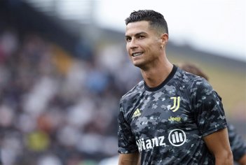 What Is Cristiano Ronaldo Market Value After Manchester United Move? - EssentiallySports