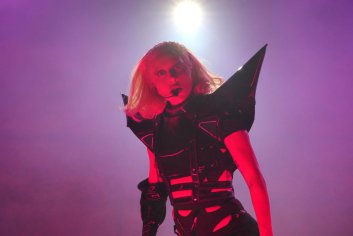 Lady Gaga live in Düsseldorf 2022: Fotos, Videos, Setlist – so sah ihr Konzert aus - Musikexpress