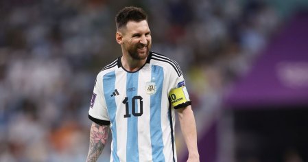lionel messi assists for argentina
