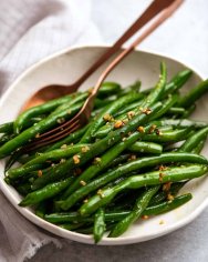 Sautéed Green Beans with Garlic | RecipeTin Eats