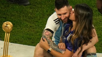 lionel messi and wife