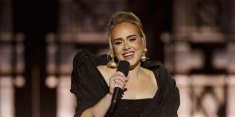 Adele Celebrates Her First Emmy Win With a Makeup-Free Selfie
