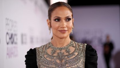 Jennifer Lopez Celebrated Hump Day With a Smoldering Selfie