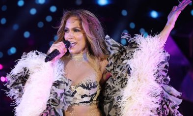 Jennifer Lopez accused of cutting dancers who were Virgos