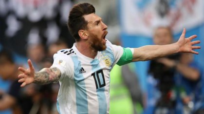 No more adjectives to describe Messi, says Scaloni - AS USA