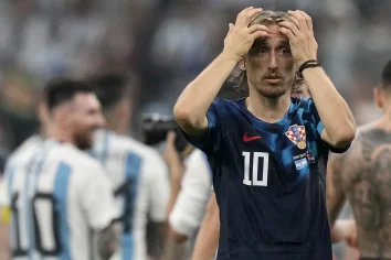 Modric shares World Cup stage with Lionel Messi in loss | AP News