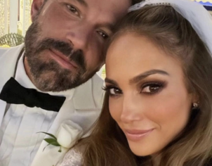 Jennifer Lopez and Ben Affleck to Have Three-Day Wedding Bash This Weekend | lovebscott.com