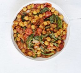 Spinach & chickpea curry recipe | BBC Good Food