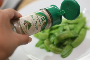 How to Cook Snow Peas: 14 Steps (with Pictures) - wikiHow