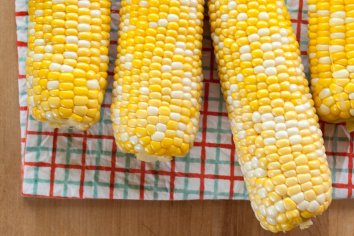3 Easy Ways to Cook Corn on the Cob | Kitchn
