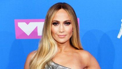 Jennifer Lopez Age & Height: JLo’s Background & Stats | Heavy.com