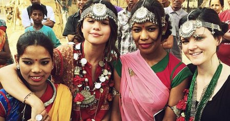 Selena Gomez: So war ihr Besuch in Nepal fÃ¼r UNICEF | BUNTE.de