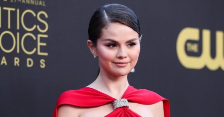 Selena Gomez Reveals Plans To Quit Acting To Become A Mom