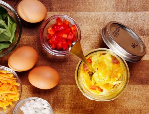3 Delicious Ways to Cook Eggs in the Microwave
