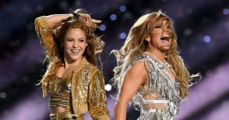 Jennifer Lopez slammed her and Shakira's Super Bowl show as âworst idea in the worldâ - Mirror Online