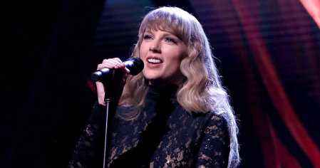 Taylor Swift to get honorary degree from NYU, speak at graduation