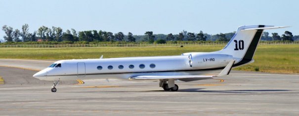 Lionel Messi's Gulfstream V private jet returns to Brussels Airport after landing gear issue - Aviation24.be