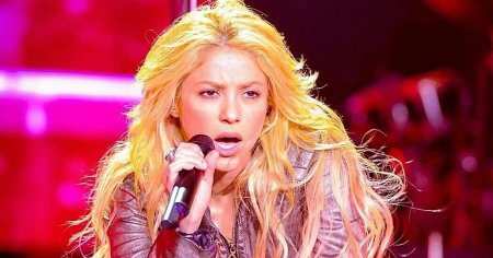 Shakira Biography - Facts, Childhood, Family Life & Achievements