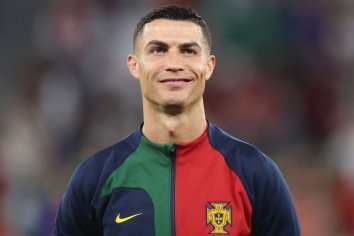 Ile zarobi Ronaldo? Zarobki Ronaldo w Al-Nassr - Goal.pl