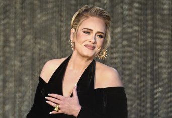 Adele Goes Viral Twerking in Couture Dress & Socks on Hyde Park Stage – Footwear News